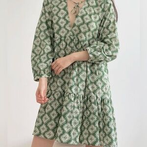 Zara Green and White‎ Patterned Mini Dress